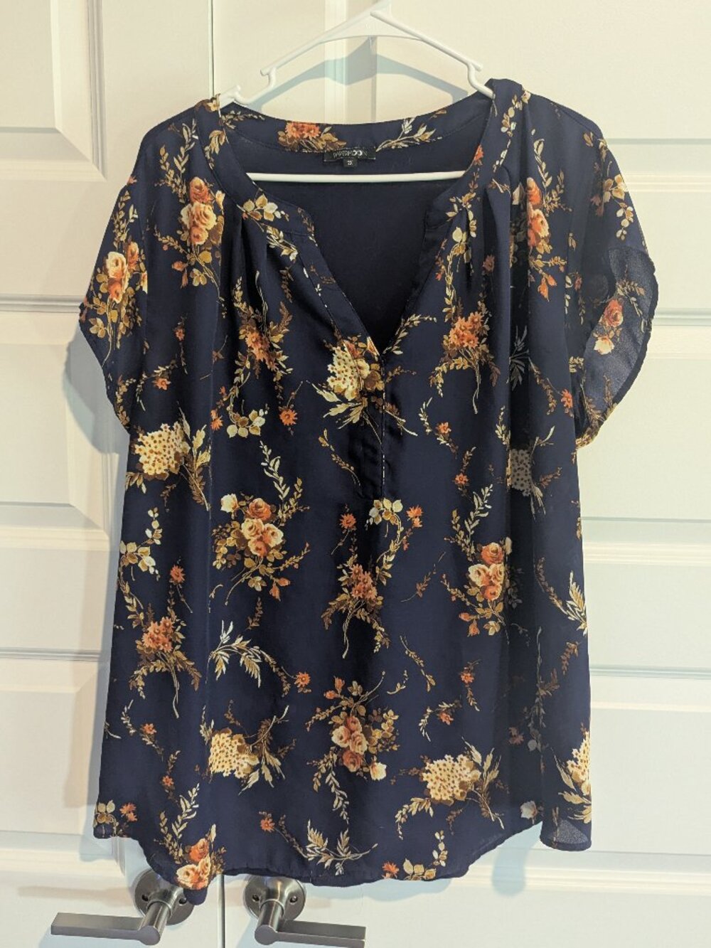Papermoon - Navy Floral Split-Neck Blouse - 2X